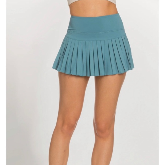 Goldhinge Dresses & Skirts - Goldhinge Pleated Skirt Blue Women’s Size Medium